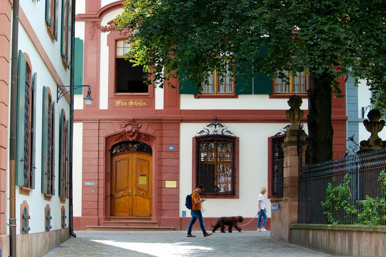 ICONIQUE SKIN in der Schweiz